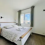 Villa Pour 10, Entre Plages Et Villages De Pecheur * La Tremblade