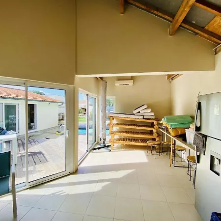 Avec Piscine Entre Plages Et Villages De Pecheur Villa